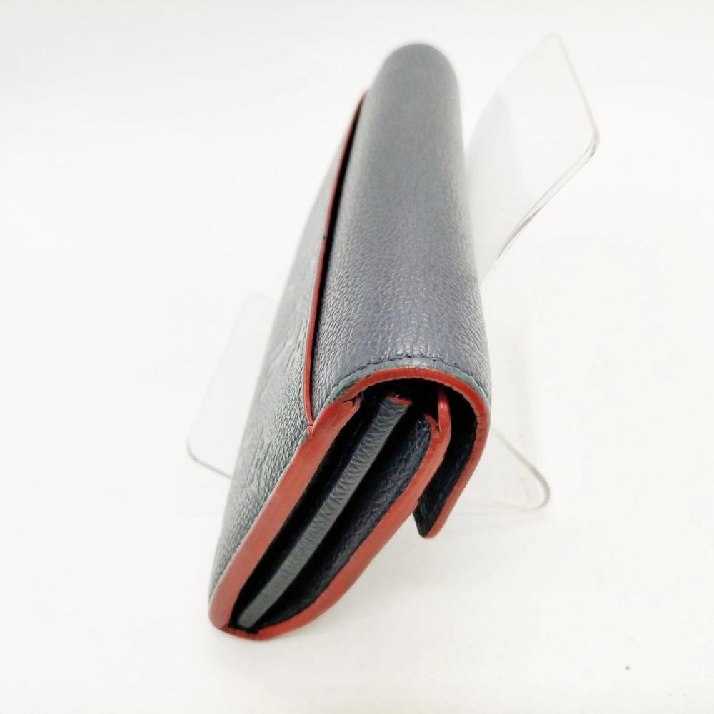 Louis Vuitton Black Leather Wallet Sleek Design - Picture 2 of 10